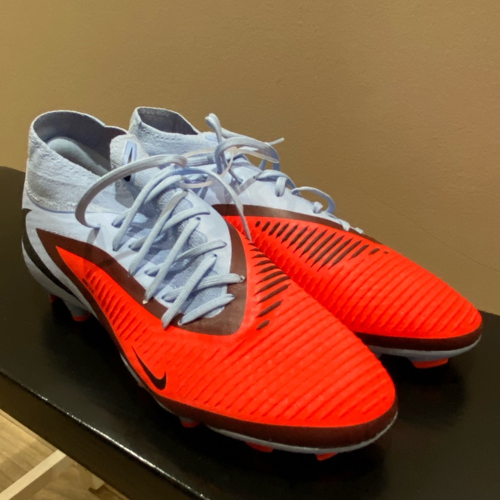 Nike Skin Phantoms